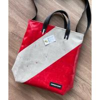 ราคา Freitag รุ่น : Leland ❤️มือ : 2 สภาพ 97% (25611848314)