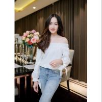 ราคา BCH1003_เสื้อคอปาดเปิดไหล่แขนยาว (1362013886)