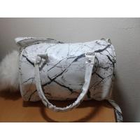 ราคา << พร้อมส่ง >> กระเป๋าสะพายข้าง Riya ทรงหมอนลายหินอ่อน (1381319926)