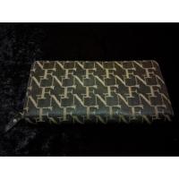 ราคา กระเป๋าสตางค์FN (699772709)