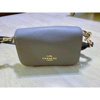 ราคา coach small jes messenger แท้ สภาพ 85% (8865262202)