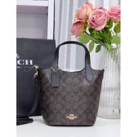 ราคา พร้อมส่งที่ไทย รุ่นใหม่ #Coach แท้100% (กรุณาทักแชทก่อนสั่งซื้อ) ปล. ราคาปรับขึ้น-ลง ตามShop Coach อเมริกา (27538368389)