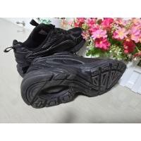 ราคา รองเท้าผ้าใบยี่ห้อPumaมือสอง (42867408409)