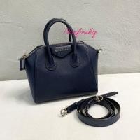 ราคา Givenchy Antigona Satchel Mini Bag Navy ปี2015 มือสองสภาพดี (27677454174)