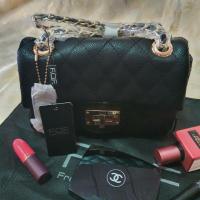 ราคา กระเป๋าสะพายไหล่ แบรนด์ F.O.F (4832526465)