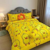 ราคา ชุดเครื่องนอนผ้าฝ้ายโพลี 4 ชิ้น ผ้าปูที่นอน 2–10 ซม. ลายสวย ลายเป็ดเหลือง (41468298873)