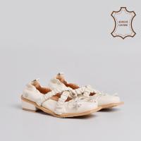 ราคา Cuteprojects - รองเท้าส้นแบน Yalova ครีมหนังแท้ - รองเท้าหนัง (25092817786)