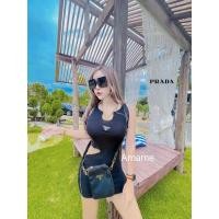 ราคา เดรสเว้าเอว แต่งอะไหล่prada ทรงเข้ารูป สุดsexy (7991772279)