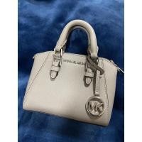 ราคา Michael Kors Ciara XS mini Crossboday #กระเป๋าmk มือ2 สภาพใหม่กริบ (9580115655)