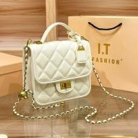 ราคา กระเป๋าผู้หญิงสไตล์ Chanel พร้อมเพชร แบบถือและสะพายไหล่ สำหรับทุกกิจกรรม (41062086818)