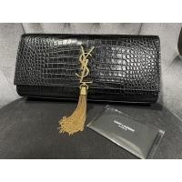 ราคา YSL crocodile clutch 2018 ลดงดต่อนะคะ (7786315563)
