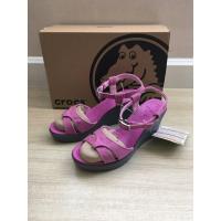 ราคา รองเท้า Crocs Leigh Sandal (Wide Orchid Charcoal) สินค้าใหม่ แท้ พร้อมส่ง (1599868344)