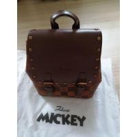 ราคา ของแท้100% Zhuo mickey กระเป๋าเป้สีน้ำตาลเข้ม ของใหม่ (24936284104)