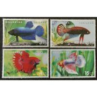 ราคา [แสตมป์ไปรษณีย์ไทย ยังไม่ใช้] ปี 2545 ชุดปลากัด, 4 ดวงต่อชุด หน้าดวง 3,3,4,15 บาท (12315474352)