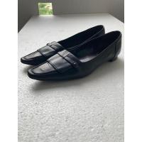 ราคา รองเท้าคัชชูหัวแหลม NINE WEST แท้ สีดำ เบอร์ 39 (22150729690)