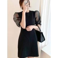 ราคา B092 มินิเดรสสีดำ ตรงแขนตกแต่งด้วยผ้าไหมแก้ว (27576249391)