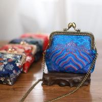 ราคา กระเป๋ามือสองสไตล์จีน แฮนด์เมดสำหรับผู้หญิง พร้อมปากกาทองและสายสะพาย ของขวัญย้อนยุคสำหรับน้องสาว (43466805752)