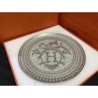 ราคา New Hermes plate ของแท้ ขนาด 32 cm. (9670897611)