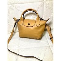 ราคา กระเป๋าสะพายข้าง crossbody งานหนังสวย มินิ ขนาดประมาณฐาน6.5สูง5.5ปาก9นิ้ว สายยาวปรับระดับได้ งานมือสอง (26733848708)