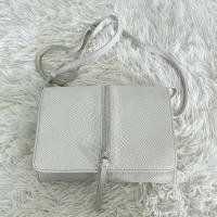 ราคา กระเป๋าสะพายข้าง Breal ของแท้มือ2 (10640653178)