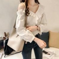 ราคา เสื้อสายเดี่ยวเปิดไหล่ แต่งระบาย ผ้าเชิ้ตอย่างดี สีขาวสีเดียว (4746419792)