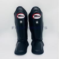 ราคา สนับแข้งนักมวยทวินส์ Shinguard Twins Special หนังแท้ (4260605540)