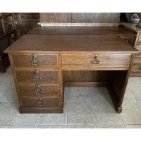 ราคา โต๊ะบัญชี โต๊ะไม้สัก กว้าง 120 x สูง 80 x ลึก 50 cm. (ประกอบแล้ว) สีเสี้ยนดำน้ำตาล โต๊ะทำงานไม้สัก ไม้สักแท้ ทุกชิ้นส่วน (27077150061)