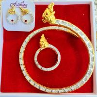 ราคา แหวน กำไล ต่างหู ชุด3ชิ้น พญานาค ฝังเพชร พร้อมกล่องบัตรให้โชค เกรดพรีเมียม เครื่องรางเสริมดวง (25354454932)
