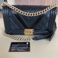 ราคา Chanel boy chevron mix leather calf skin holo22 (6400313825)