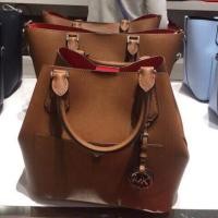 ราคา Michael Kors Greenwich Tote แท้ % พร้อมส่ง มือ2 ของแม่ค้าสภาพเหมือนใหม่ (1279722848)