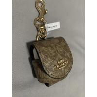 ราคา Case AirPods แบรนด์ Coach แท้ ✨ส่งฟรี #caseairpods #เคสแอร์พอด #เคสแบรนด์ #พวงกุญแจโค้ช (11712716180)