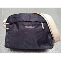 ราคา กระเป๋าสะพายครอสบอดี้ ELLESSE แท้ มือสอง (มีตำหนิ) (1473461975)