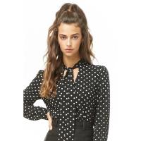 ราคา Forever21 เสื้อผู้หญิง ผูกโบว์ตรงคอแขนยาวผ้าพริ้ว (6184751768)