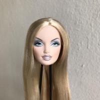 ราคา BarbieหัวBarcelonaมือสองของแท้ (18106919516)