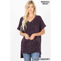 ราคา Zenana Outfitters เสื้อยืดสีฟอก คอวี ชายเสื้อหน้าสั้น-หลังยาว (7118543949)