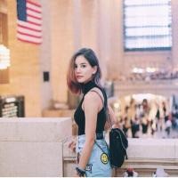 ราคา กระเป๋าเป้ตัวหนังผสมกลิตเตอร์ (5591043)