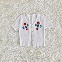 ราคา มือสอง เสื้อครอปสีขาวปักดอกไม้ ส่งต่อครอป ครอปไหมพรม ครอปเอวลอย ครอปแฟชั่น เสื้อเอวลอย เสื้อครอปน่ารัก เสื้อยืด (13528389598)