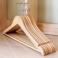 ราคา ไม้แขวนเสื้อไม้ยูคาลิปตัส ขนาด 45 CM(แพ็ค 3 ชิ้น,เลือกชื่อที่ช่องตัวเลือกสินค้าได้เลยคะ) (2525451115)