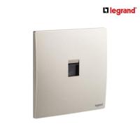 ราคา Legrand เต้ารับคอมพิวเตอร์ Lan Cat6 RJ45 สีแชมเปญ | Mallia Senses | Champaigne | 281162CH (22807389681)