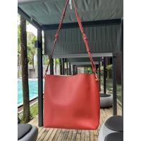ราคา กระเป๋าสะพาย charles & keith (15266386796)