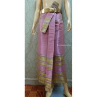 ราคา ผ้าถุงไหมสำเร็จรูปเนื้อดี แบบมีจีบหน้านางเย็บสำเร็จ ฟรีไซส์ เอวได้ถึง 35 นิ้ว (2258225551)