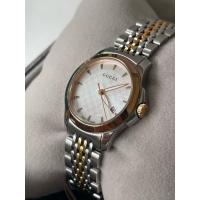 ราคา GUCCI G-Timeless Two-Tone White Dial สองกษัตริย์ 2K หน้าปัดมุกสีขาว 27 mm [รุ่นขายดี!] (29878522499)