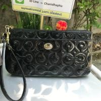 ราคา กระเป๋า Coach คล้องมือ 2 ซิป หนังแก้วลาย C (4524752303)