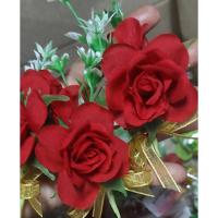 ราคา เข็มกลัดดอกไม้ (เข็มกลัดติดหน้าอก ดอกกุหลาบบาน+ตูม +ดอกแซม +ผูกโบว์สีทอง)เข็มกลัดติหน้าอก เข็มกลัดติดประธาน เข็มกลัด (22146957724)