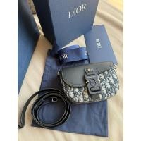 ราคา Dior mini saddle messenger ปี 24 (28481866609)