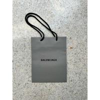 ราคา ถุงกระดาษbalenciagaสีเทา (24206766460)