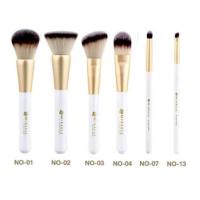 ราคา Mei linda Miracle Brush / แปรงแต่งหน้า เมลินดา รุ่น มิราเคิล (ด้ามขาว) (611031733)