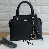 ราคา Lyn พรีเมี่ยม ปั้มทุกจุด พร้อมป้ายห้อย สีตามกระเป๋า (1798568385)