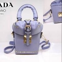 ราคา Prada (549856425)