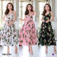 ราคา J13791 Dress เดรสยาว แขนกุด ลายดอกกุหลาบ Long, sleeveless dress with rose print (7361517097)
